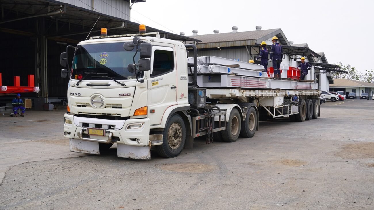 jasa door to port alat berat