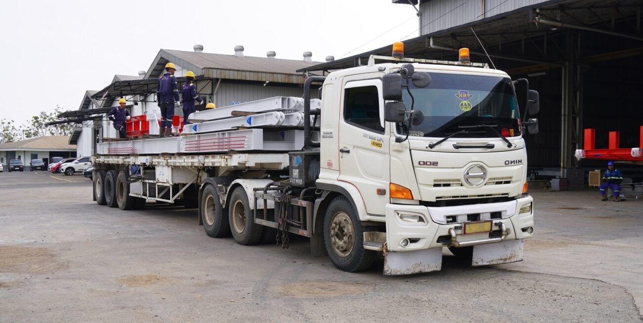 pengiriman alat berat