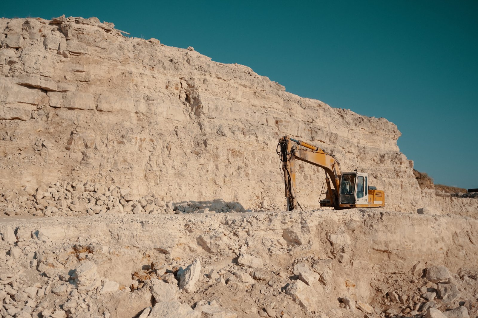 civil contractor mining support